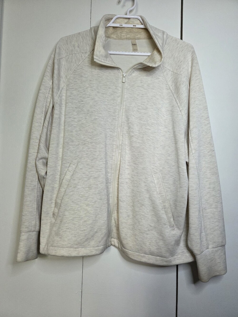☀️Reitmans Hyba Women's XL Off White Athletic Sport Zip Up Soft Feel No Hood